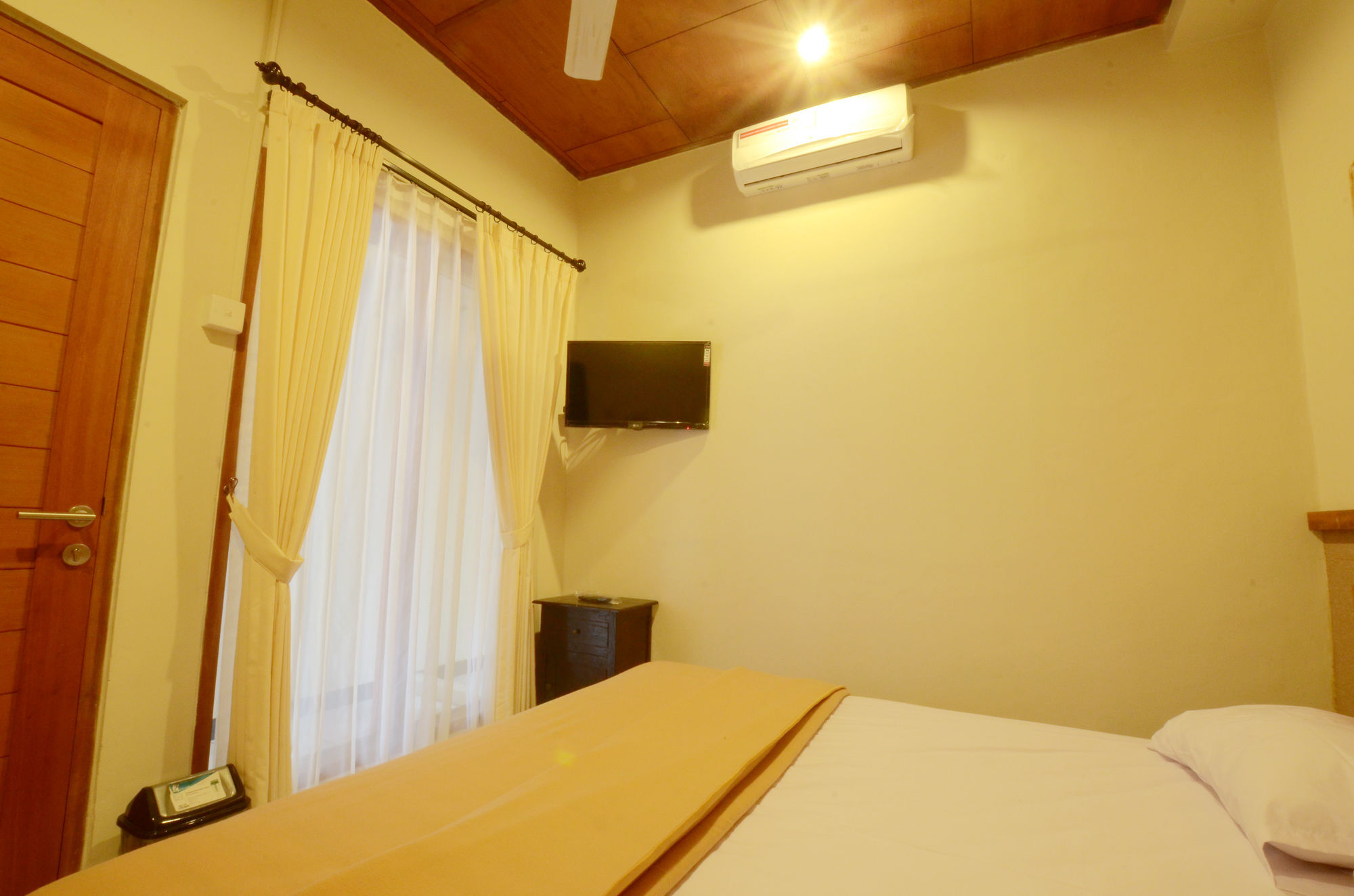 Kayu Dana Bedrooms & Pool Sanur Екстериор снимка